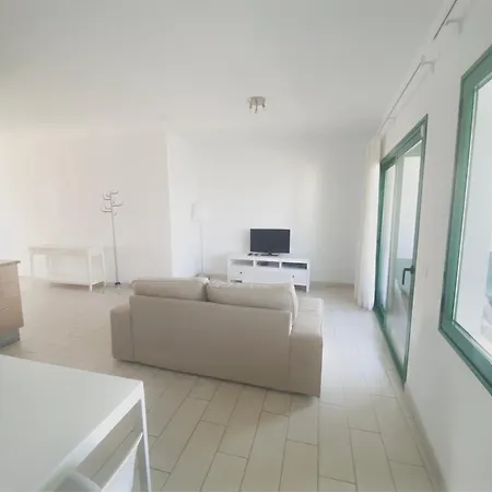 Blancazul Tegala شقة